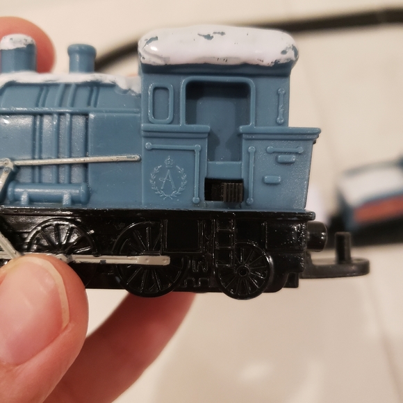 1997 Disney Anastasia Toy 4 Car Train and Railroad Track - Picture 12 of 12